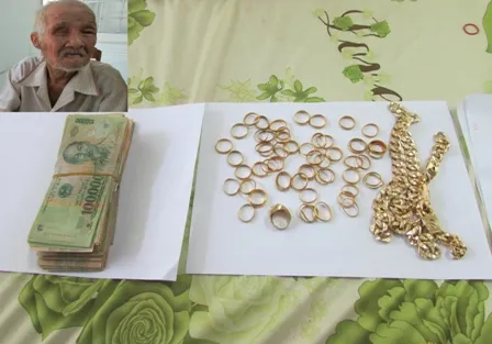 Ông lão ăn xin nhận lại tài sản bị cướp trị giá trên 200 triệu đồng