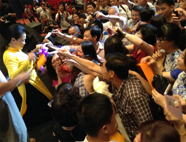 Khánh Ly, tác quyền, Trịnh Công Sơn, tranh cãi Khánh Ly, tác quyền, Trịnh Công Sơn, tranh cãi