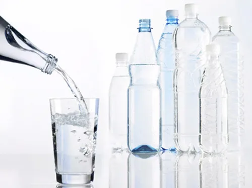 Nước sôi để nguội quá 3 ngày sẽ sinh ra chất gây ung thư ảnh 1