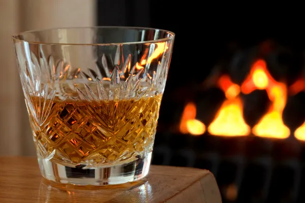 19 tục lệ đón năm mới kỳ lạ trên thế giới ảnh 3