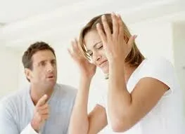 Làm chồng, tránh những câu nói 'châm ngòi' này ảnh 1