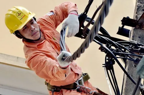 Hệ thống điện đủ công suất phục vụ mùa nắng nóng ảnh 1