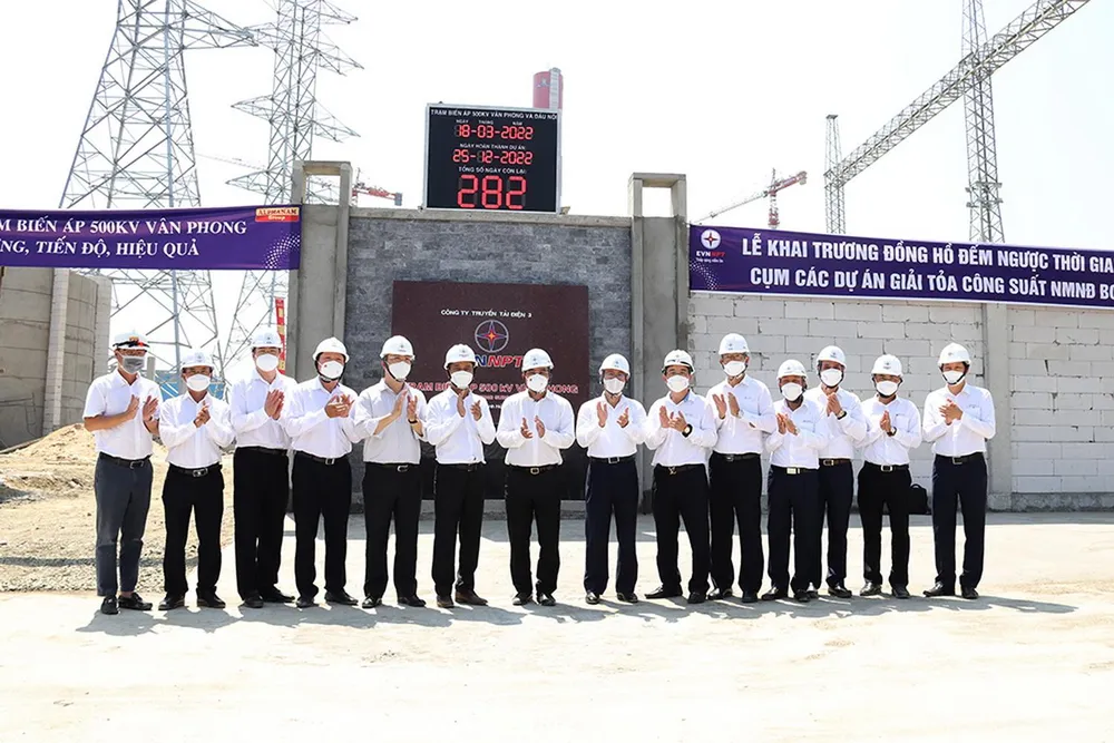 EVNNPT đang tích cực triển khai dự án 500kV Vân Phong, sớm hoàn thành đóng điện trong tháng 12-2022, nhằm giải tỏa công suất Nhà máy nhiệt điện BOT Vân Phong 1 (Khánh Hòa).
