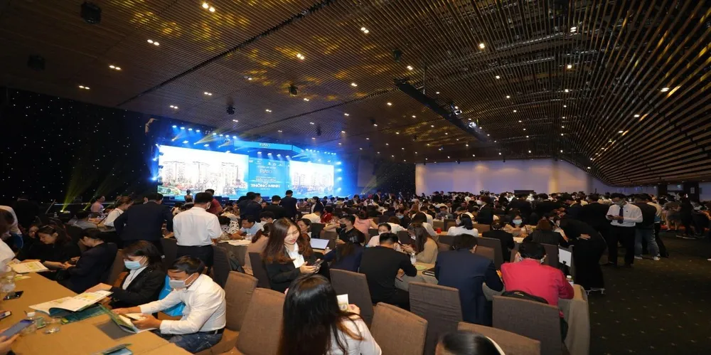 Lễ công bố dự án FIATO Premier thu hút đông đảo khách hàng và nhà đầu tư bất động sản. Lễ công bố dự án FIATO Premier thu hút đông đảo khách hàng và nhà đầu tư bất động sản.