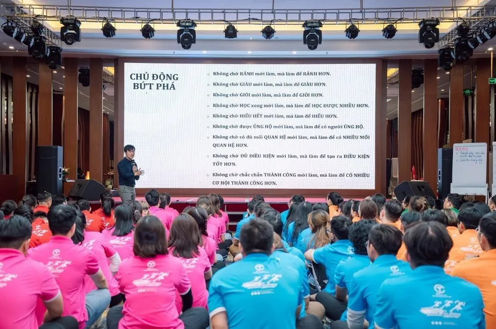 Ở CT Group, mọi cá nhân đều được tạo cơ hội học tập không ngừng.