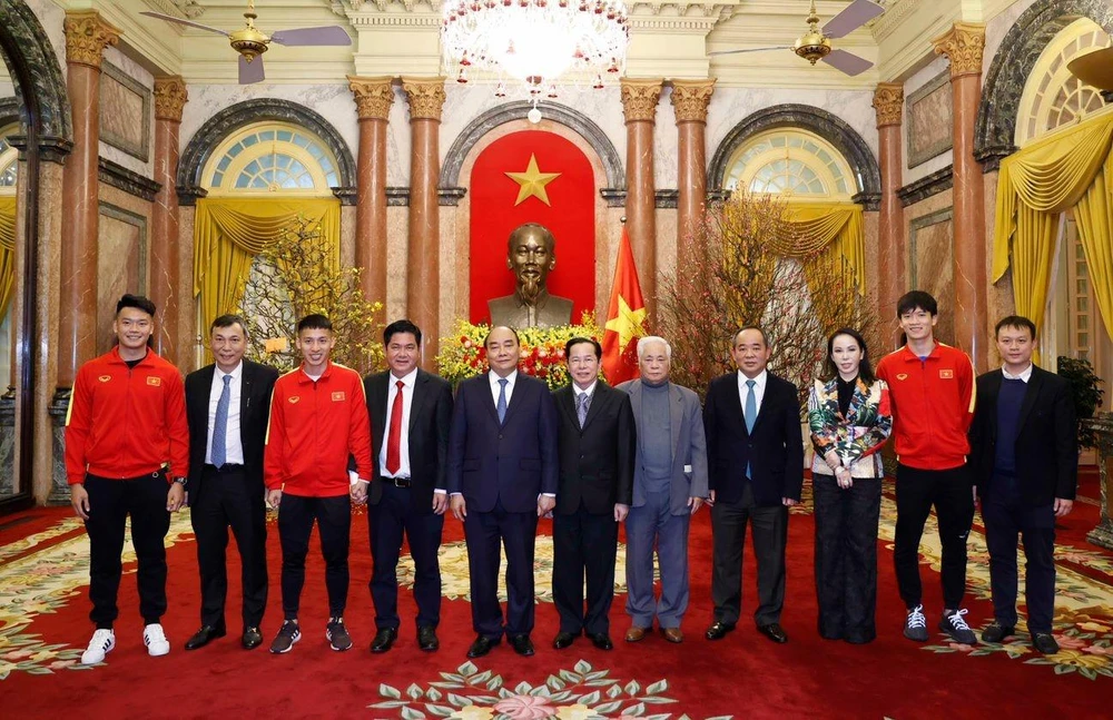 Cũng vào tháng 02-2022, Golf Long Thành thưởng 3,6 tỷ đồng cho đội tuyển nam Quốc Gia sau chiến thắng 3-1 trước đội tuyển Trung Quốc tại vòng loại thứ 3 World Cup.