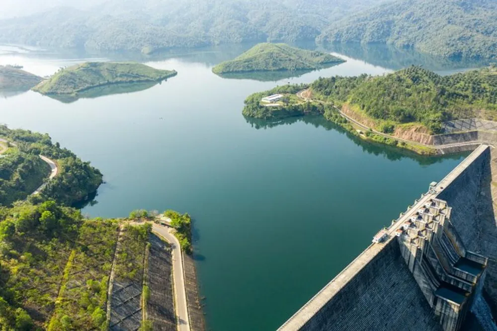 Các đơn vị của EVNGENCO1 luôn chủ động cung cấp thông tin quan trọng về tình hình vận hành hồ chứa, an toàn hồ đập.