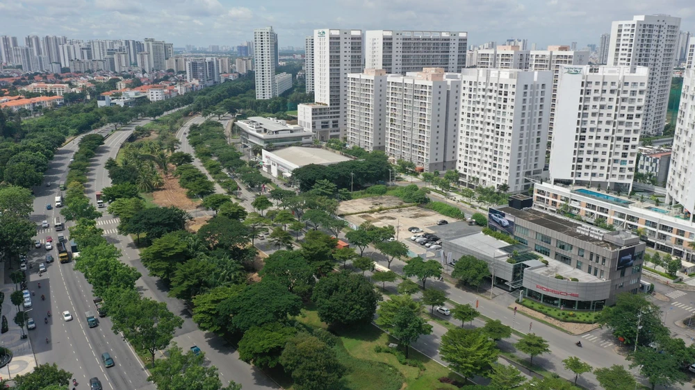 Nhà đầu tư tìm cơ hội với các dự án căn hộ có nhiều chương trình thanh toán ưu việt kèm nhiều ưu đãi giữa lúc nguồn vốn tín dụng bị siết chặt.