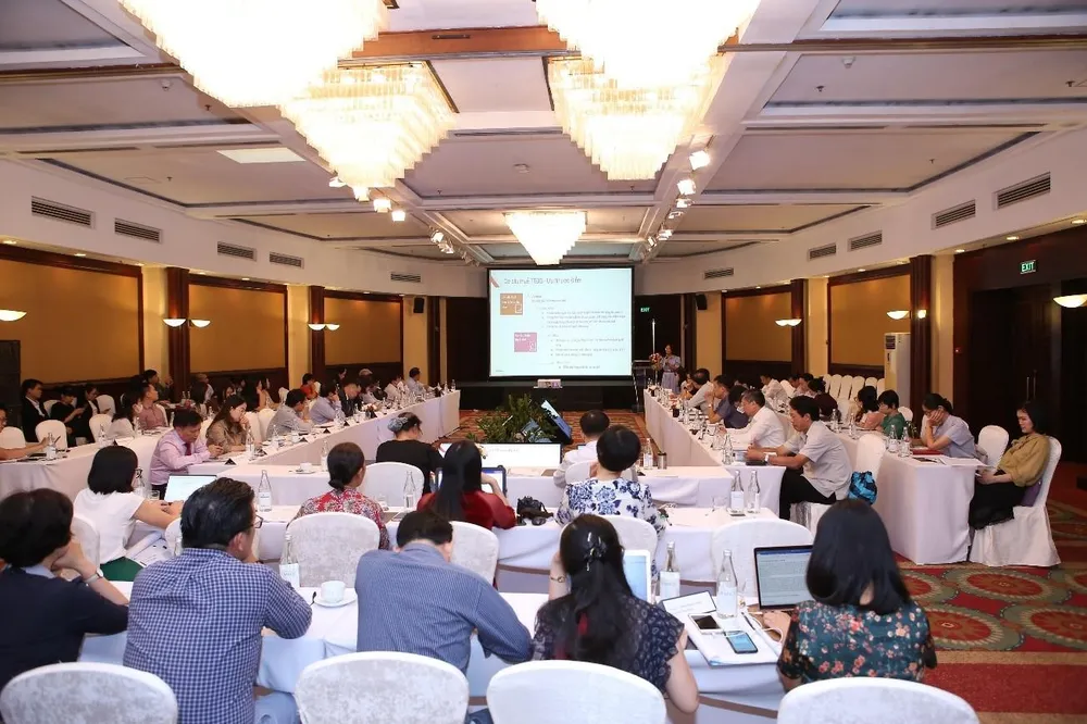 Hội thảo đã đưa ra các dẫn chứng cho thấy phương thức đánh thuế theo mức tuyệt đối và đặc biệt là phương thức đánh thuế hỗn hợp hiện đang được sử dụng phổ biến tại nhiều quốc gia do lợi ích mang lại của phương pháp này. Hội thảo đã đưa ra các dẫn chứng cho thấy phương thức đánh thuế theo mức tuyệt đối và đặc biệt là phương thức đánh thuế hỗn hợp hiện đang được sử dụng phổ biến tại nhiều quốc gia do lợi ích mang lại của phương pháp này.