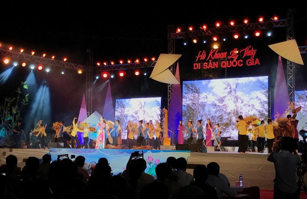 “Regal by Night” sẽ đưa du khách từ lễ hội văn hóa bản địa với những trò chơi dân gian, làn điệu dân ca hò khoan và bài chòi Quảng Bình đến không gian giải trí hiện đại, sôi động.