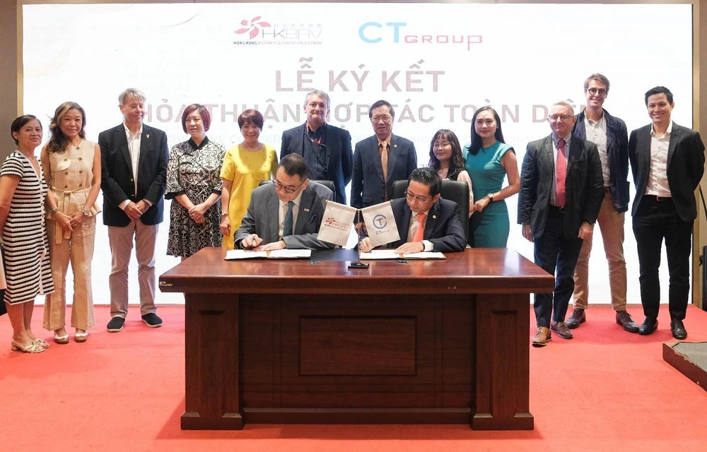 Hiệp Hội Doanh nghiệp Hồng Kông Việt Nam sẽ đồng hành với CT Group mở rộng cơ hội đầu tư quốc tế Hiệp Hội Doanh nghiệp Hồng Kông Việt Nam sẽ đồng hành với CT Group mở rộng cơ hội đầu tư quốc tế