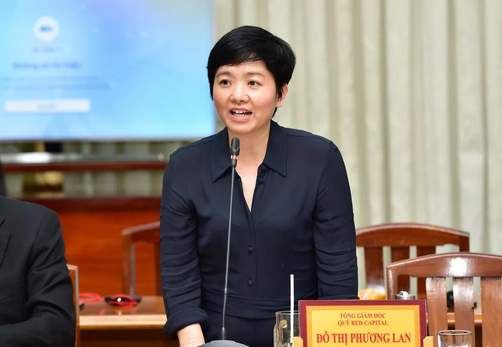 Bà Đỗ Thị Phương Lan – Tổng Giám đốc Công ty quản lý quỹ Red Capital cam kết đồng hành cùng NovaGroup trong việc triển khai đề án Bà Đỗ Thị Phương Lan – Tổng Giám đốc Công ty quản lý quỹ Red Capital cam kết đồng hành cùng NovaGroup trong việc triển khai đề án