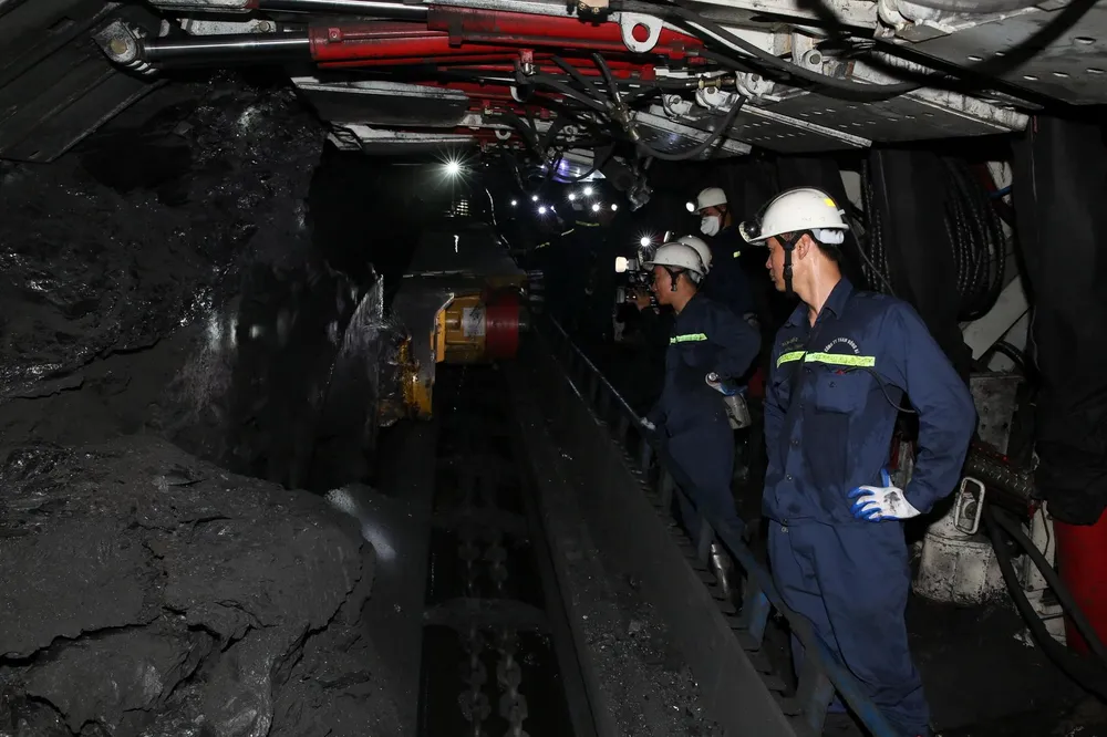 Các đơn vị của TKV áp dụng nhiều thiết bị hiện đại đáp ứng cho sản xuất than chất lượng cao.