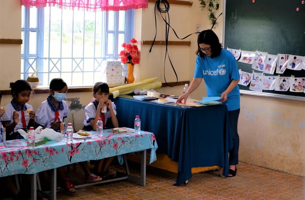 Các đại diện của Masterise Group và UNICEF Việt Nam trong chuyến đi khảo sát thực địa tại Sóc Trăng, tháng 10-2022.