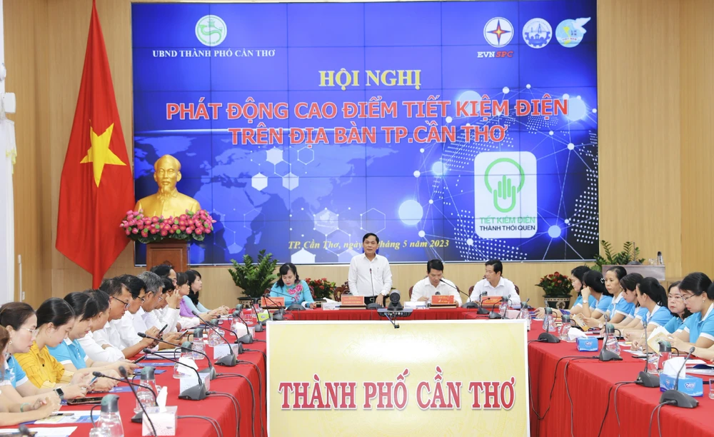 UBND TP. Cần Thơ cùng ngành Điện tổ chức phát động cao điểm thực hiện tiết kiệm điện trên địa bàn TP Cần Thơ