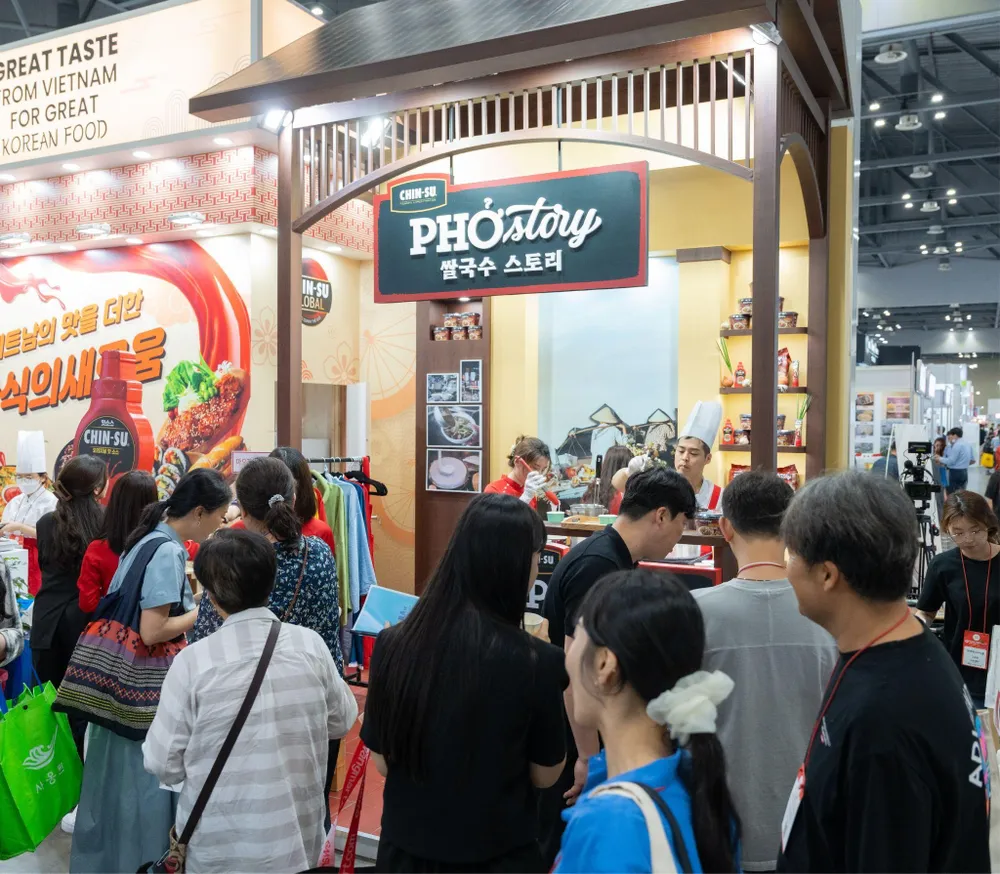 Người tiêu dùng Hàn Quốc có cơ hội thưởng thức hương vị truyền thống của phở ăn liền Phở Story