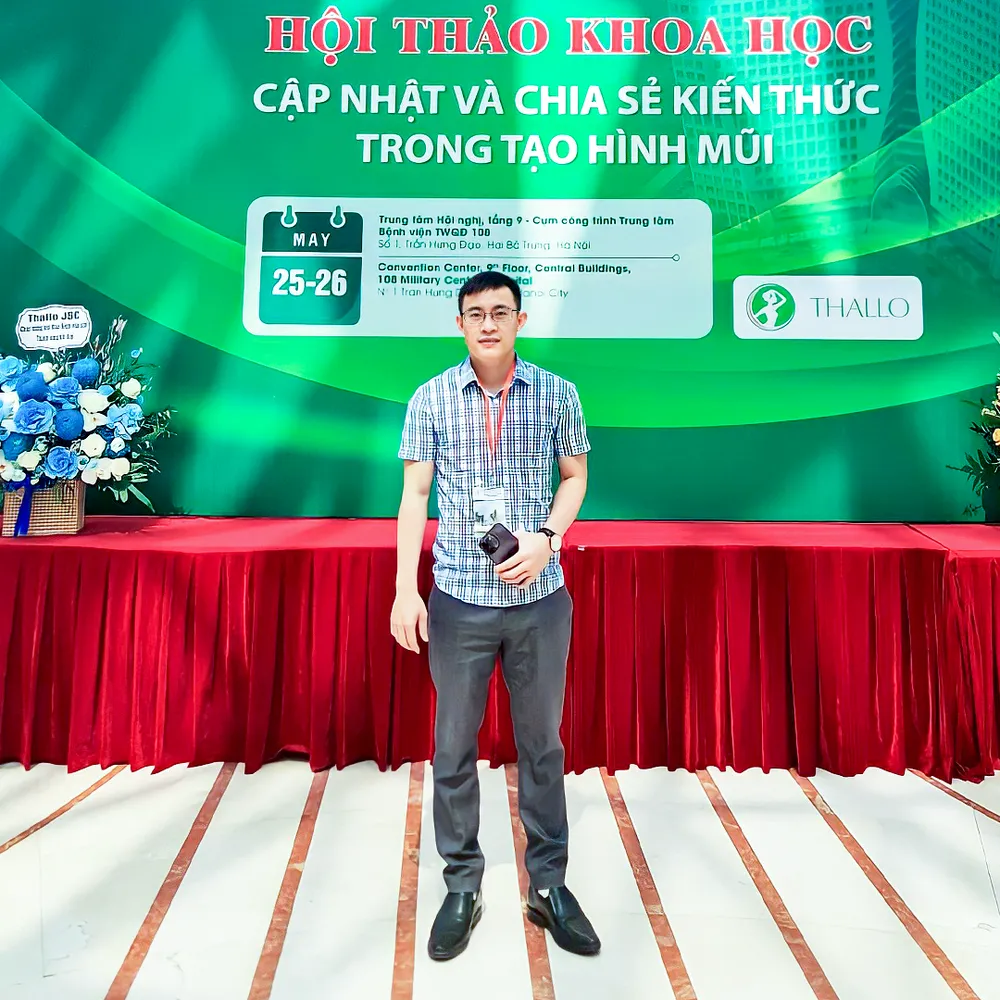 Thạc sĩ bác sĩ Lưu Văn Thanh luôn không ngừng trau dồi, nâng cao thêm kiến thức để có thể đem đến dịch vụ chất lượng. Thạc sĩ bác sĩ Lưu Văn Thanh luôn không ngừng trau dồi, nâng cao thêm kiến thức để có thể đem đến dịch vụ chất lượng.