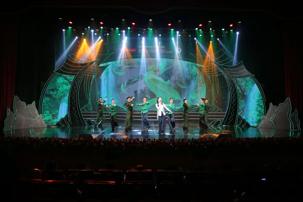 Tiết mục biểu diễn trong chương trình