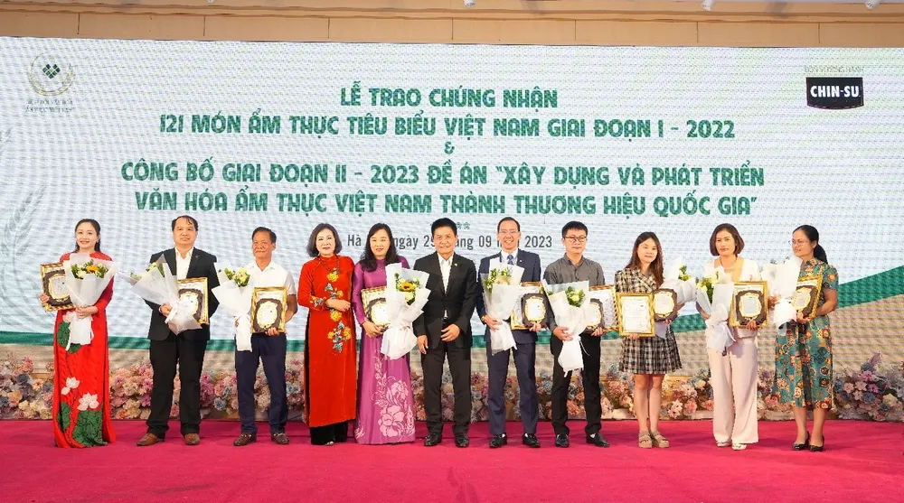 Năm 2023 đánh dấu giai đoạn 2 CHIN-SU đồng hành cùng VCCA trên hành trình tôn vinh văn hóa ẩm thực Việt Nam. masan-1.jpg