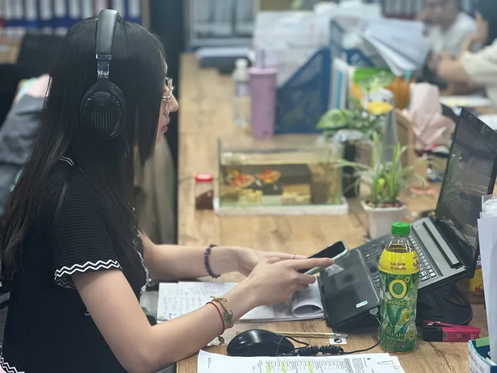 Nhiều người trẻ chọn Trà Xanh Không Độ làm thức uống để giải tỏa căng thẳng mệt mỏi mỗi ngày. tan-hiep-phat-1.jpg