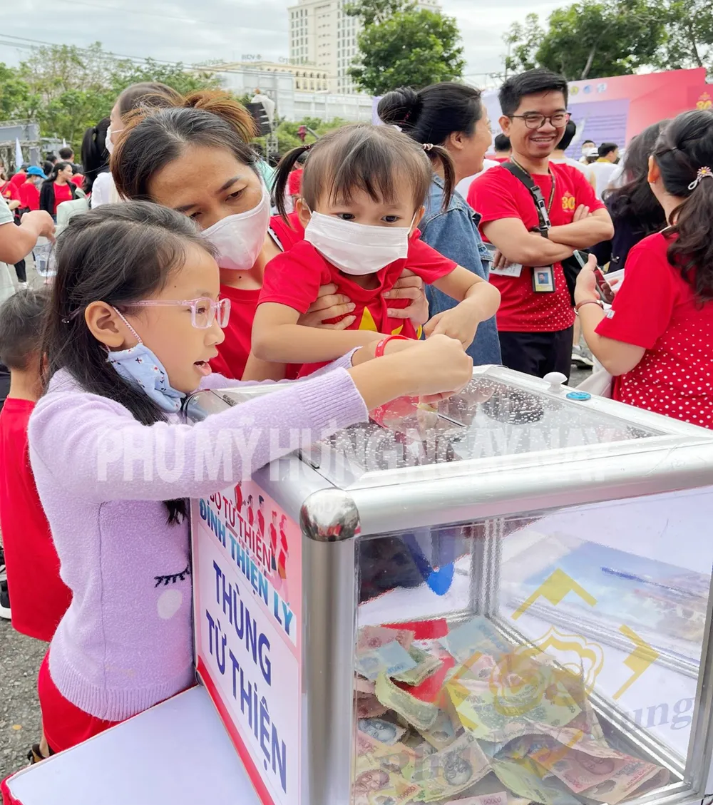 Đi bộ từ thiện Đinh Thiện Lý lần thứ 19 – 2024: Những bước chân chia sẻ