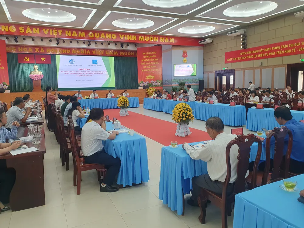 Quang cảnh hội thảo sáng 22-9 tại UBND huyện Bình Chánh. Ảnh: KC z4716116279471_7c589b4234d977e7394316f20b63d02f.jpg