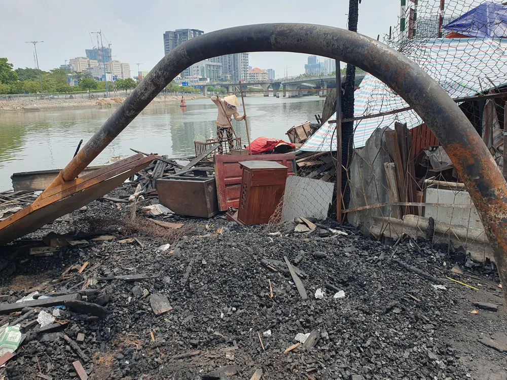 nam kênh đôi (2).jpg