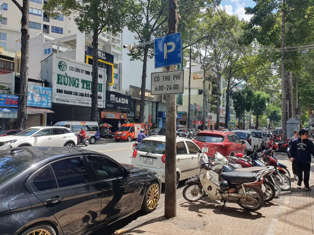 thu phí đỗ xe 1.jpg