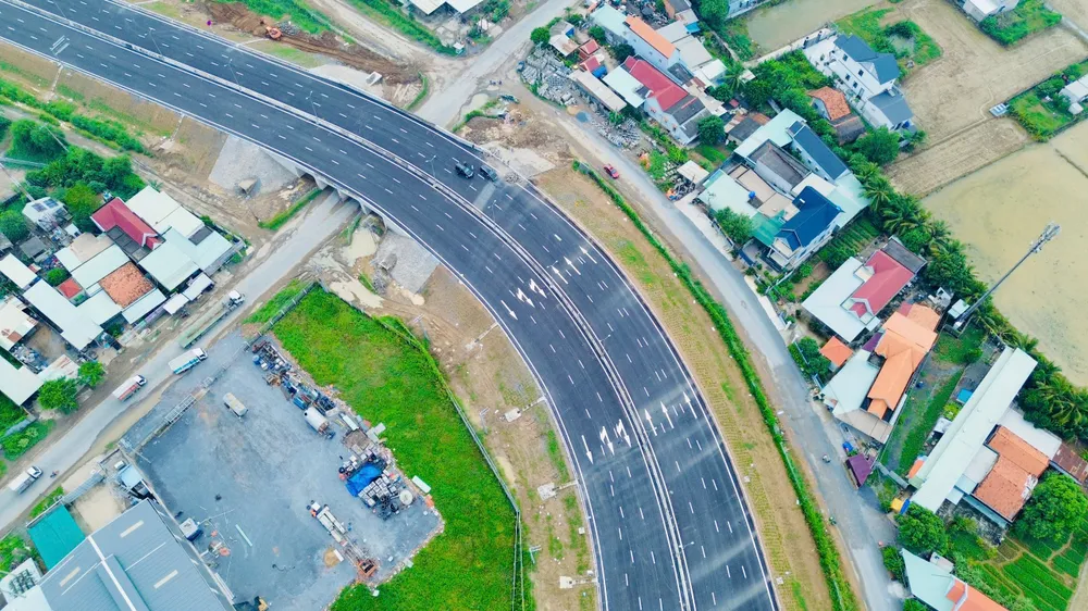 bến lức - long thành 5.jpg