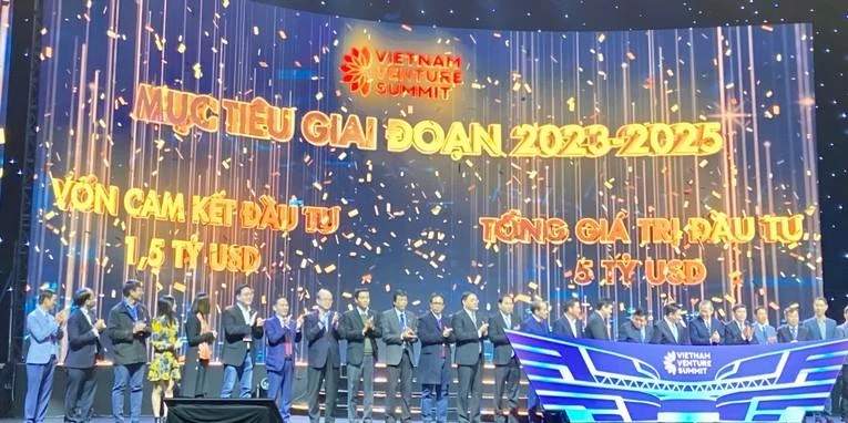 Các chuyên gia tham gia diễn đàn. Ảnh: H.A