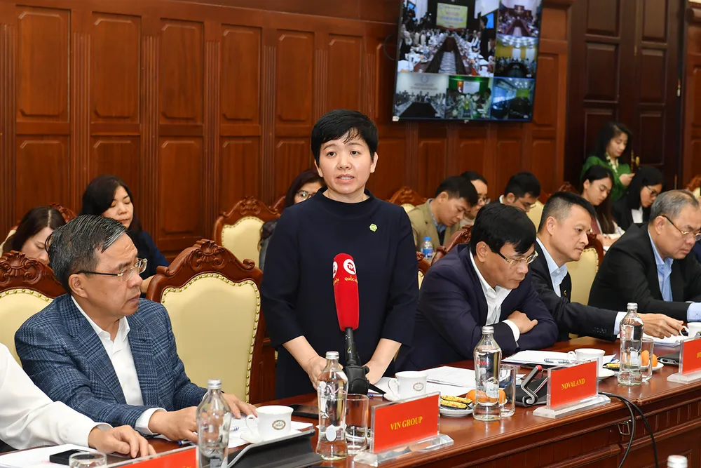 Nhiều đại gia bất động sản kiến nghị tái cấu trúc nợ, giảm lãi suất ảnh 3