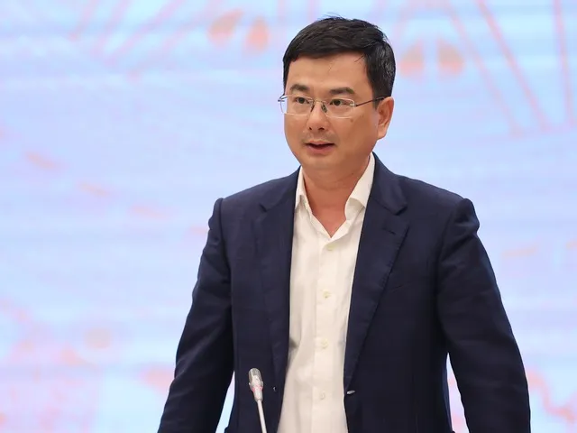 Phó Thống đốc NHNN tiết lộ lãi suất gói tín dụng 120.000 tỉ đồng cho nhà ở xã hội. Ảnh: VGP/Nhật Bắc