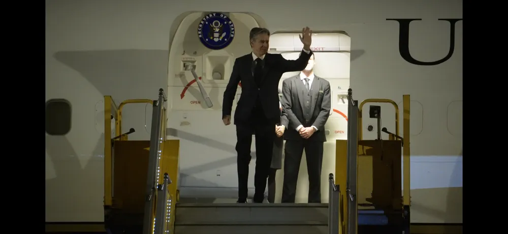 Ngoại trưởng Mỹ Antony Blinken đến Việt Nam bắt đầu chuyến thăm 3 ngày. ẢNH: MINH TRÚC