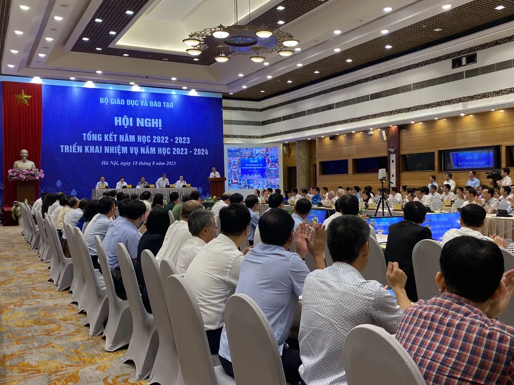 Hội nghị được tổ chức trực tiếp kết hợp trực tuyến. Ảnh: MINH TRÚC Hội nghị được tổ chức trực tiếp kết hợp trực tuyến. Ảnh: MINH TRÚC