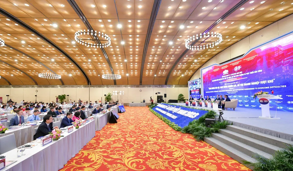 Sau phần tham luận chuyên đề 1, đã diễn ra phần trao đổi bàn tròn. Ảnh: Quochoivn ippg1.jpeg