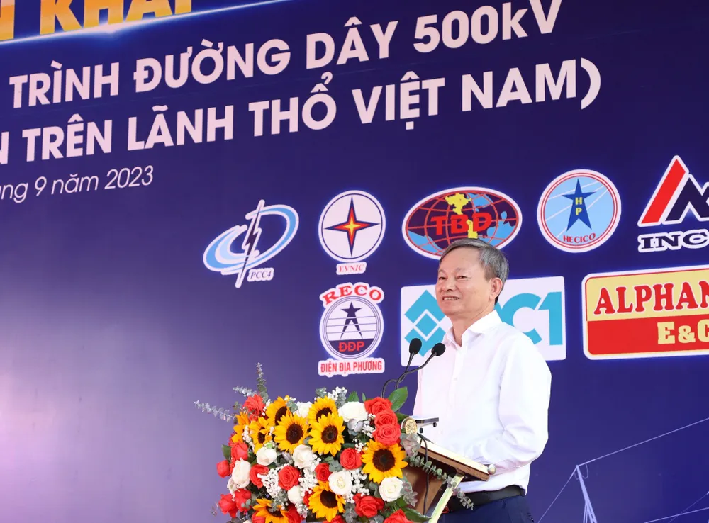 Ông Trần Đình Nhân, Tổng Giám đốc EVN, phát biểu tại lễ triển khai thi công xây dựng dự án đường dây 500kV Monsoon – Thạnh Mỹ. Ảnh: EVN Ông Trần Đình Nhân, Tổng Giám đốc EVN phát biểu tại lễ phát động thi công xây dựng dự án đường dây 500kV Monsoon – Thạnh Mỹ..jpeg