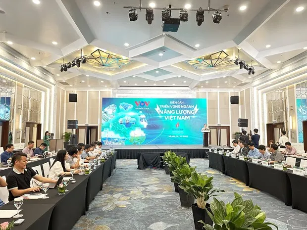 Toàn cảnh diễn đàn Triển vọng ngành năng lượng. Ảnh: M.T diễn đàn triển vọng ngành năng lượng.jpeg