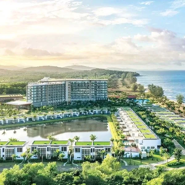 Các chuyên gia cho rằng việc luật hóa các quy định về cấp giấy chứng nhận quyền sử dụng đất và chuyển nhượng quyền sử dụng đất đối với đất du lịch là cần thiết. phát triển du lịch.jpeg