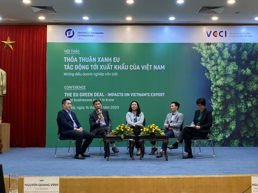 Toàn cảnh Hội thảo sáng 16-11.jpeg