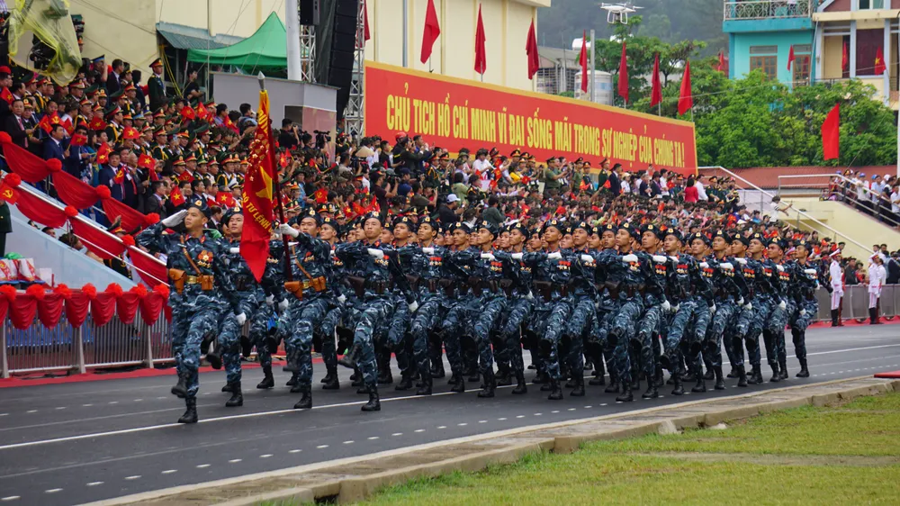 đbp diễu hành 16.jpeg