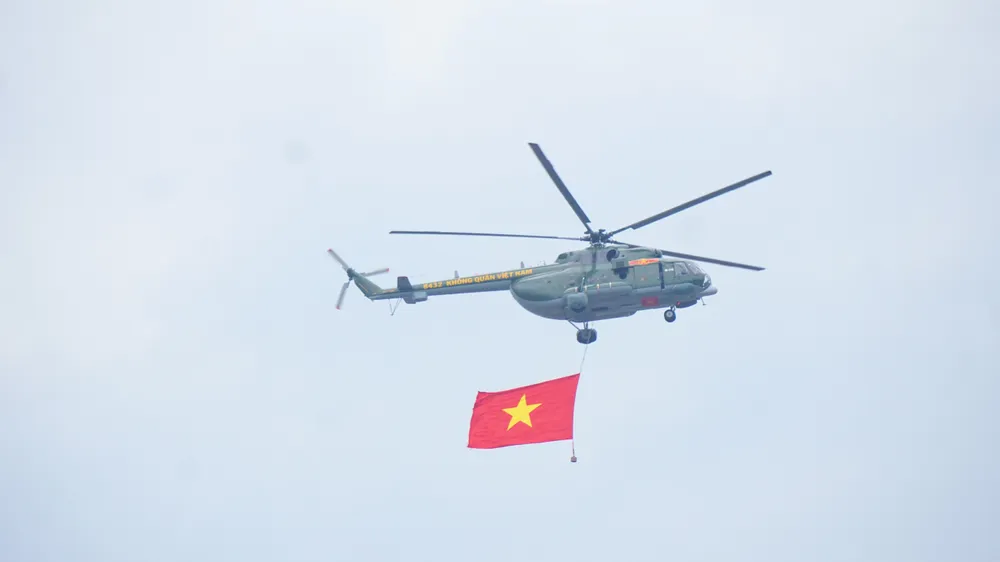 đbp diễu hành 3.jpeg