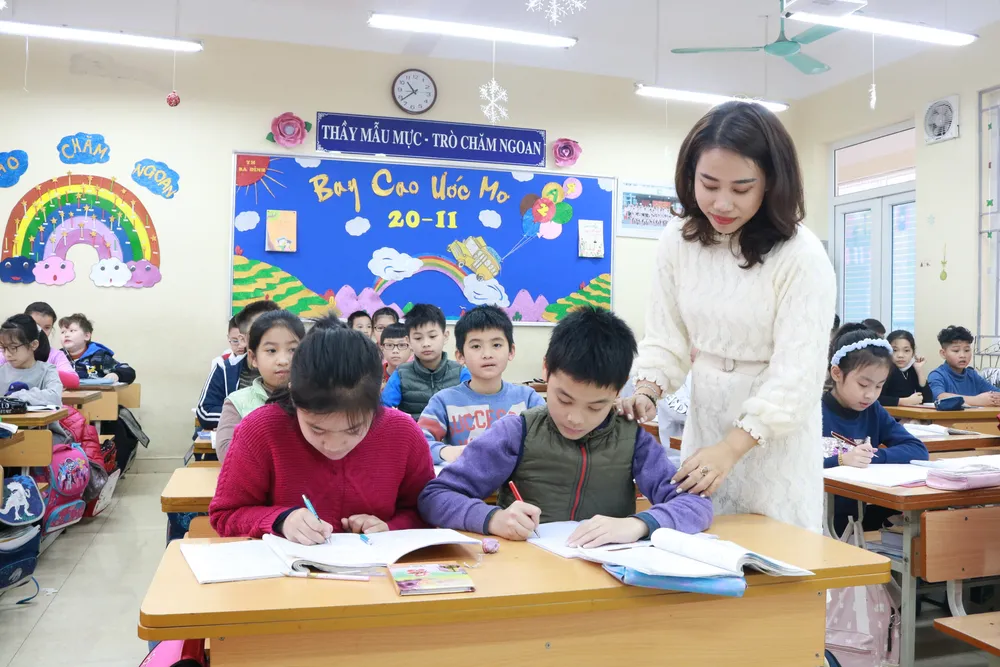 Chuyên gia cho rằng, chứng chỉ hành nghề sẽ nâng đỡ phát triển nhà giáo và thuận lợi hơn trong tuyển dụng viên chức giáo viên. Ảnh: Minh Trúc chứng chỉ hành nghề