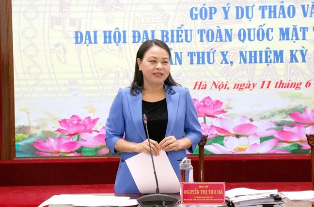 Phó Chủ tịch - Tổng Thư ký Ủy ban Trung ương MTTQ Việt Nam Nguyễn Thị Thu Hà phát biểu tại Hội nghị. MTTQ Việt Nam