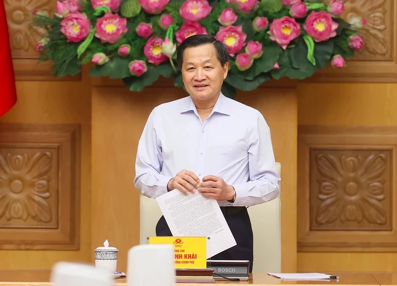 Phó Thủ tướng Lê Minh Khái yêu cầu các bộ ngành, địa phương thực hiện tốt công tác thanh tra, kiểm tra yếu tố hình thành giá, không để tăng lương dẫn đến tăng giá. Ảnh: VGP Phó Thủ tướng Lê Minh Khái