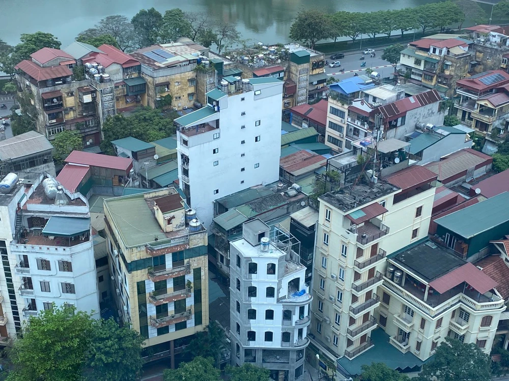 Phó Thủ tướng Trần Hồng Hà yêu cầu, nhà ở riêng lẻ kết hợp với cho thuê, cho ở nhiều người phải áp dụng quy chuẩn an toàn như nhà chung cư. Ảnh: Minh Trúc nhà ở riêng lẻ