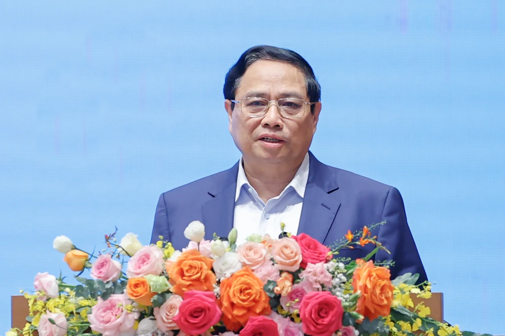 Thủ tướng chỉ đạo các bộ, ngành tiếp tục tháo gỡ khó khăn cho thị trường bất động sản, nhà ở. Ảnh: VGP/Nhật Bắc Vật liệu xây dựng .jpeg
