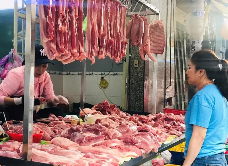 Bộ Tài chính cho biết cần giám sát chặt chẽ biến động giá cả thị trường, nhất là các mặt hàng có biến động tăng giá để có kịch bản điều hành giá phù hợp, linh hoạt. Ảnh: Minh Trúc Bộ Tài chính