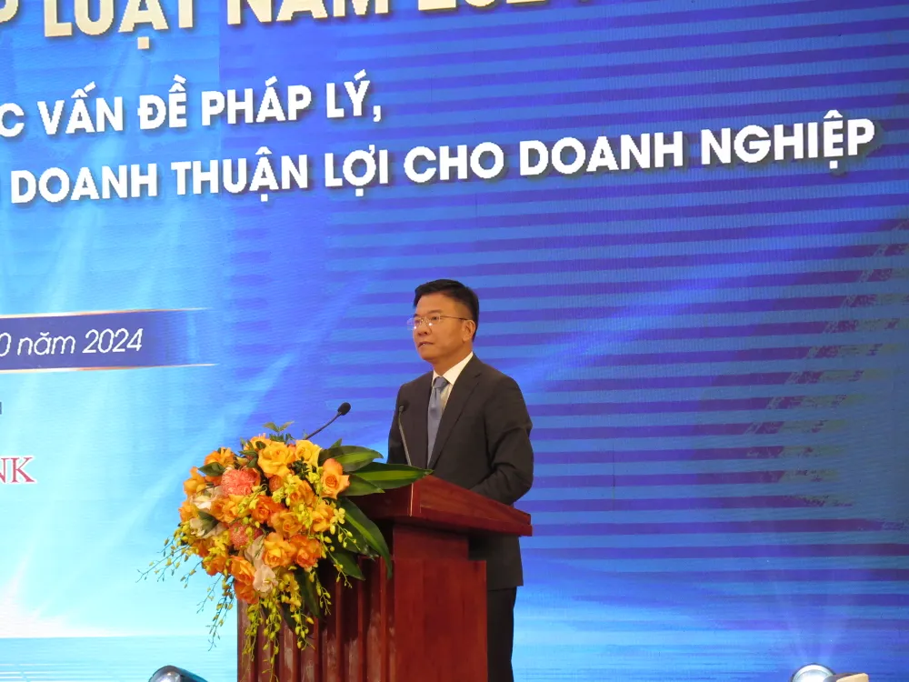 Phó Thủ tướng Lê Thành Long phát biểu bế mạc diễn đàn. Ảnh: MINH TRÚC IMG_0060.JPG