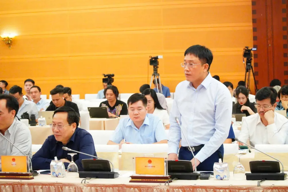 Sàn thương mại điện tử.jpg.jpg