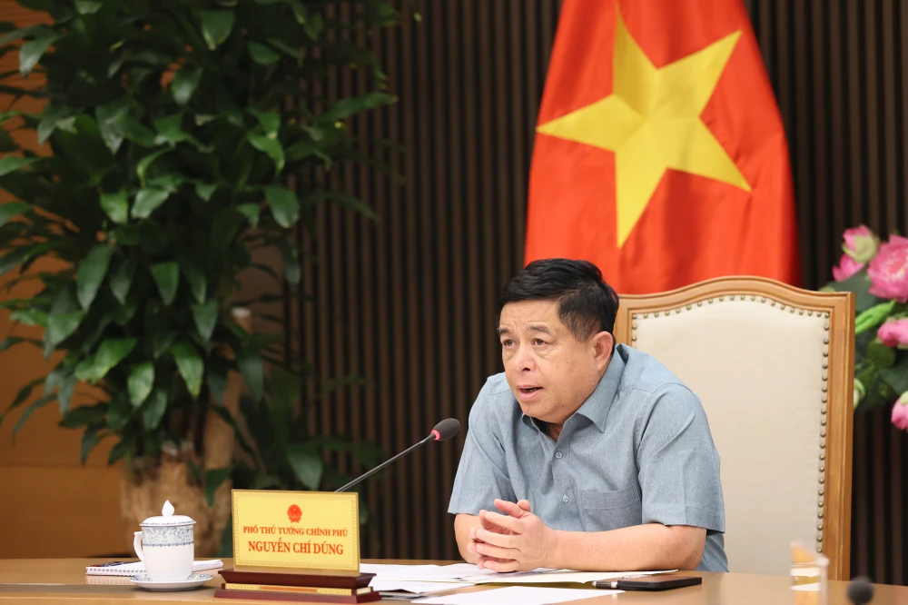 Phó Thủ tướng nhấn mạnh Đề án phát triển kinh tế tư nhân phải tạo được "cú hích" mạnh mẽ. Ảnh: VGP kinh tế tư nhân .jpg